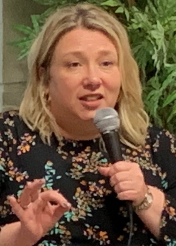 Gail Honeyman portréja