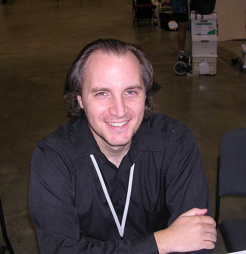 Dan Wells portréja