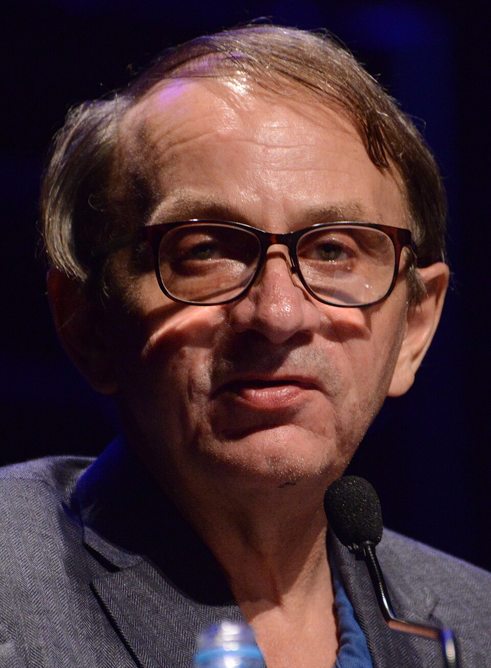 Michel Houellebecq portréja
