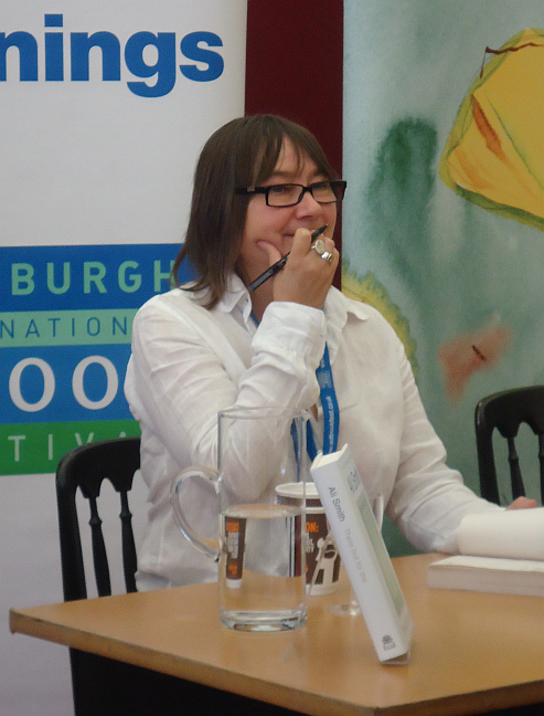 Ali Smith portréja