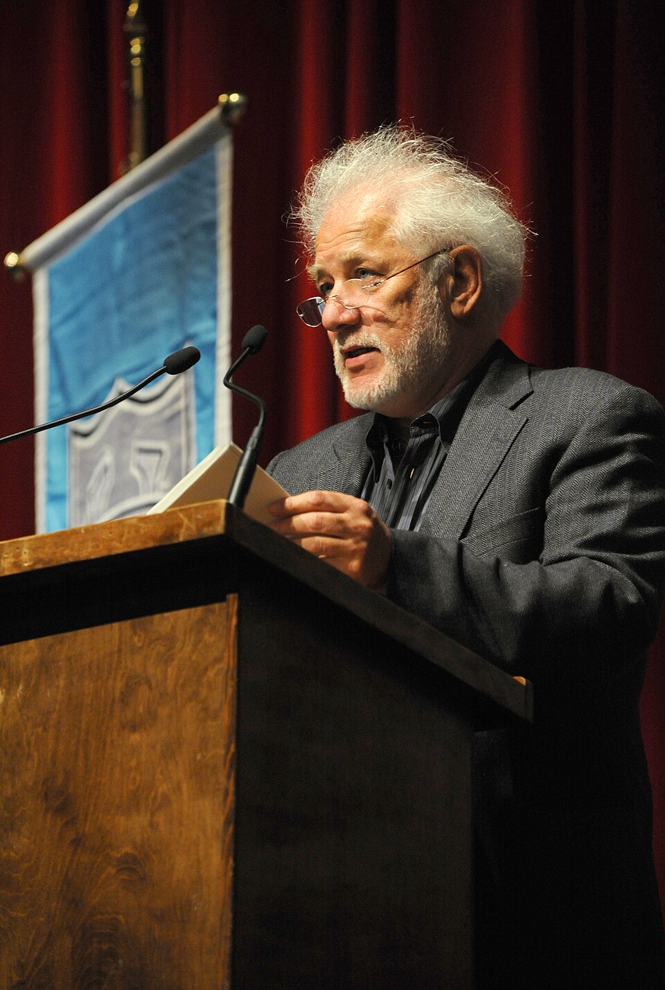 Michael Ondaatje portréja