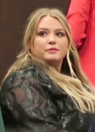 Anna Todd portréja