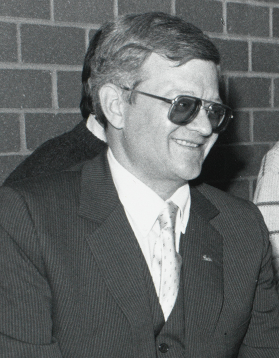 Tom Clancy portréja
