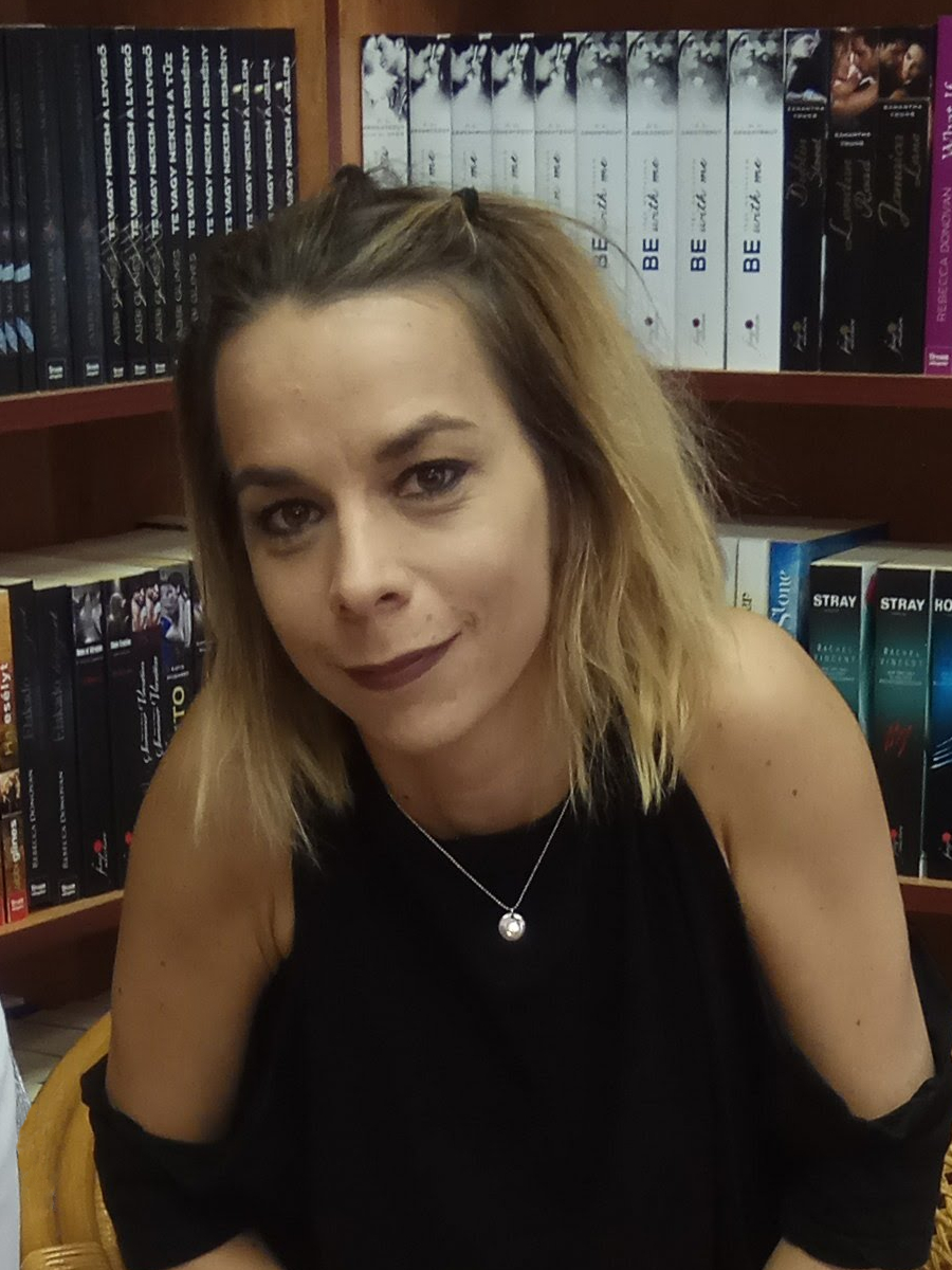 Leiner Laura portréja
