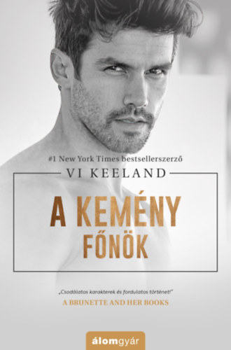 A kemény főnök – Vi Keeland borító